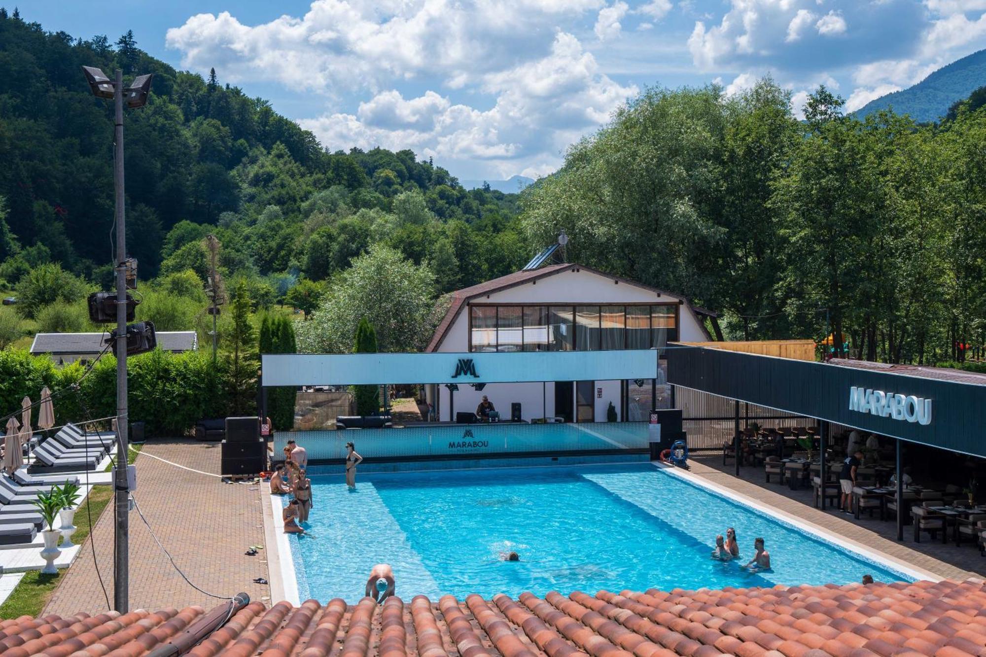 Marabou Resort Brasov Ngoại thất bức ảnh